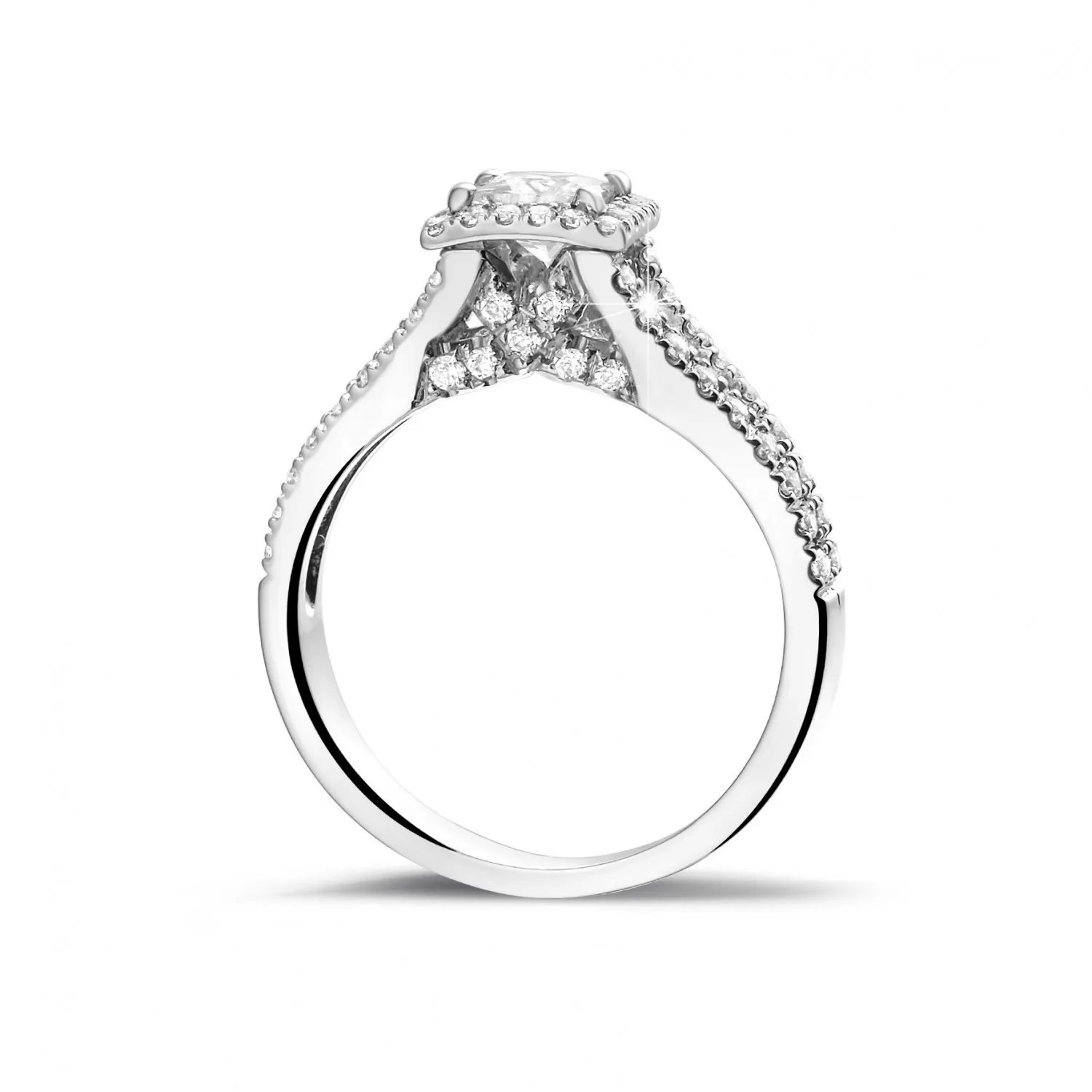 0.50 quilates anillo solitario en oro blanco con diamante talla princesa y diamantes laterales 