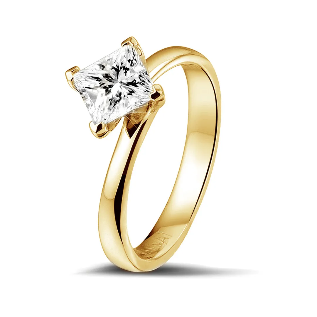 1.00 quilates anillo solitario en oro amarillo con diamante talla princesa 