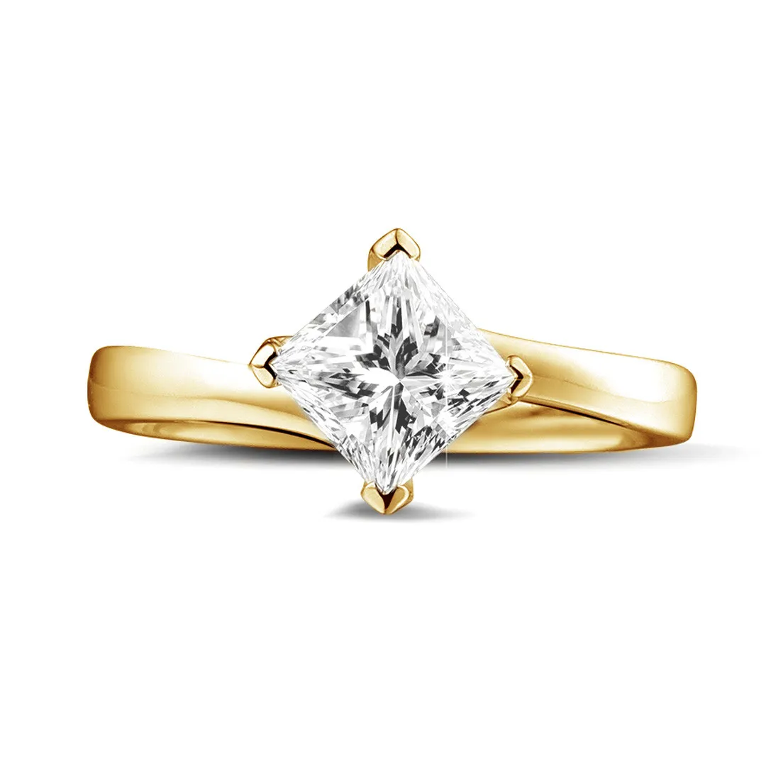 1.00 quilates anillo solitario en oro amarillo con diamante talla princesa 