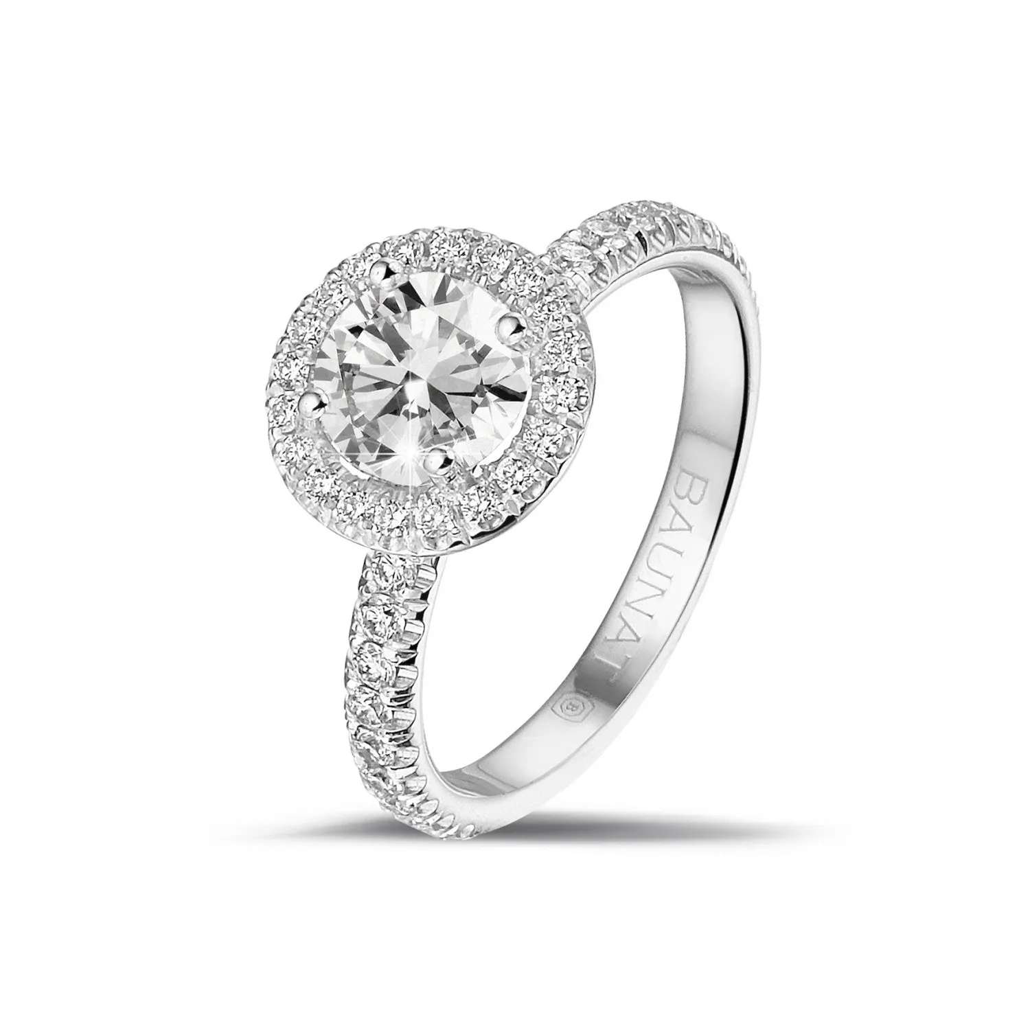 1.00 quilates halo anillo solitario en oro blanco con diamantes redondos 