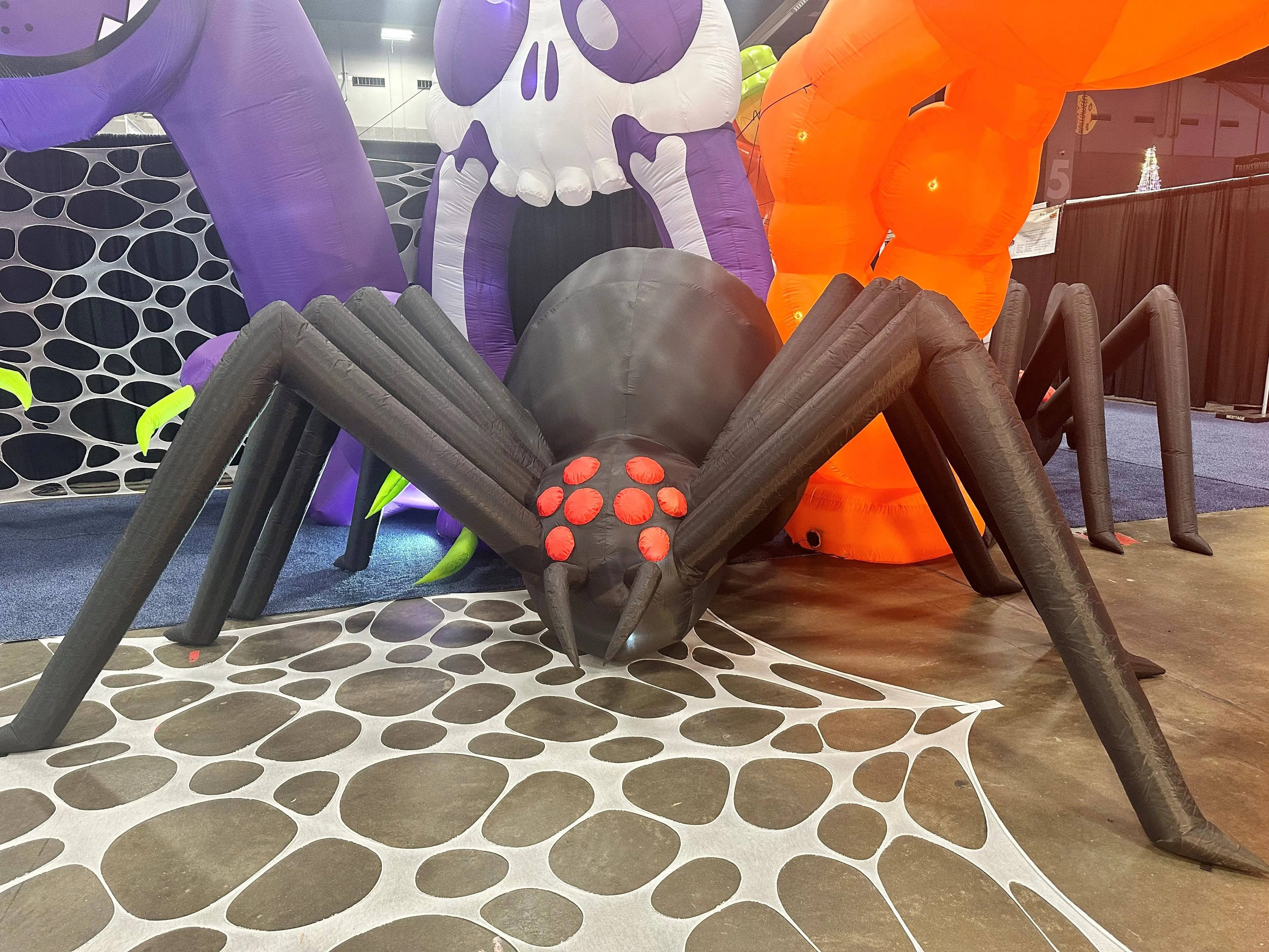 12FT Black Spider Wide