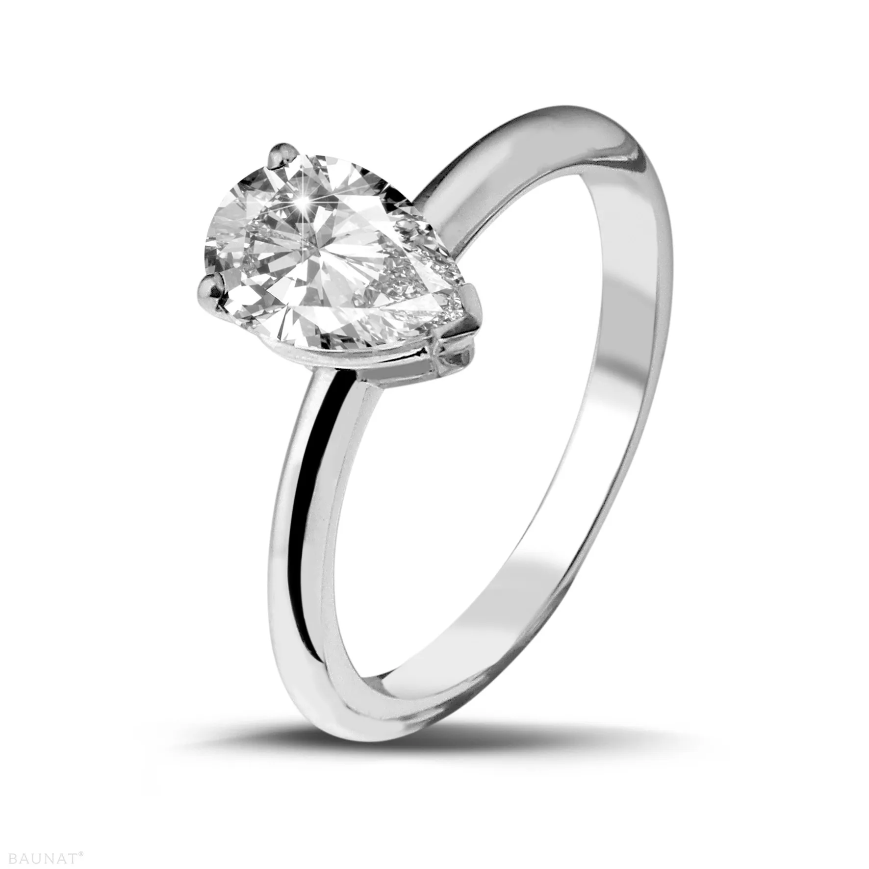 1.50 quilates anillo solitario en oro blanco con diamante en forma de pera 