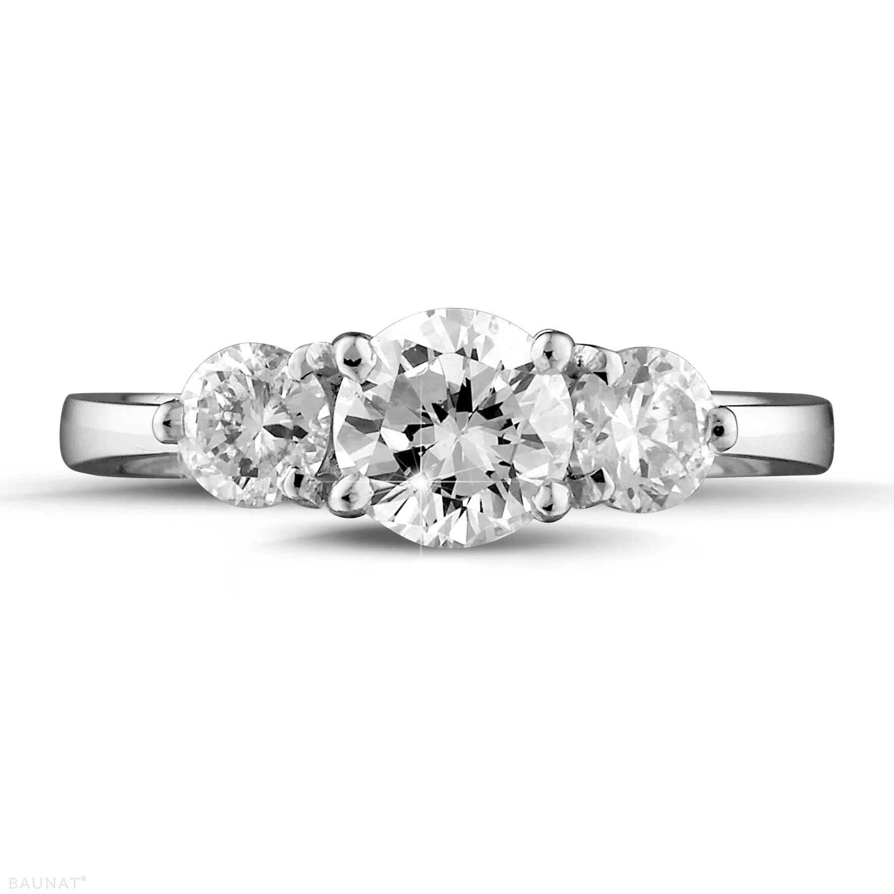 1.50 quilates anillo trilogía en oro blanco con diamantes redondos 