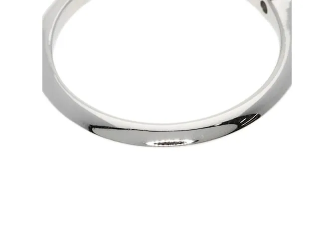 Anillo de diamante solitario Tiffany & Co. con borde afilado 