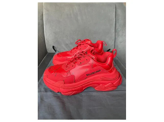 Balenciaga Triple s Roja 