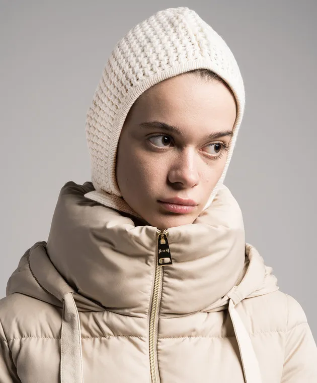 Ballantyne White cap made of wool