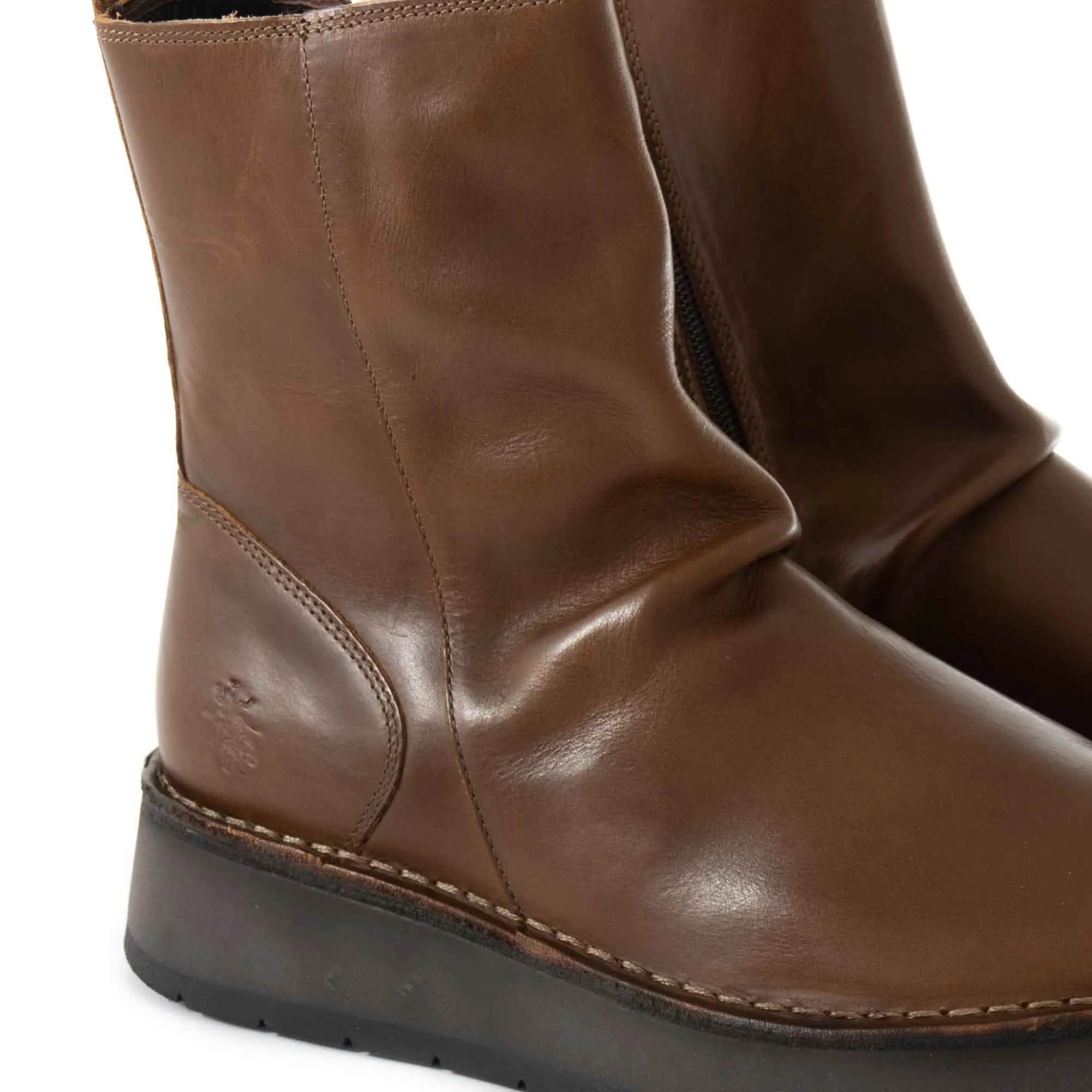 Botas FLY LONDON Reno Rug Camel P211053002