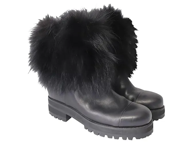Botines con adornos de piel de Jimmy Choo en cuero negro 