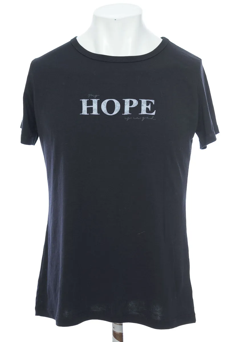 CAMISETA COLOR NEGRO  AMUR COLLECTION