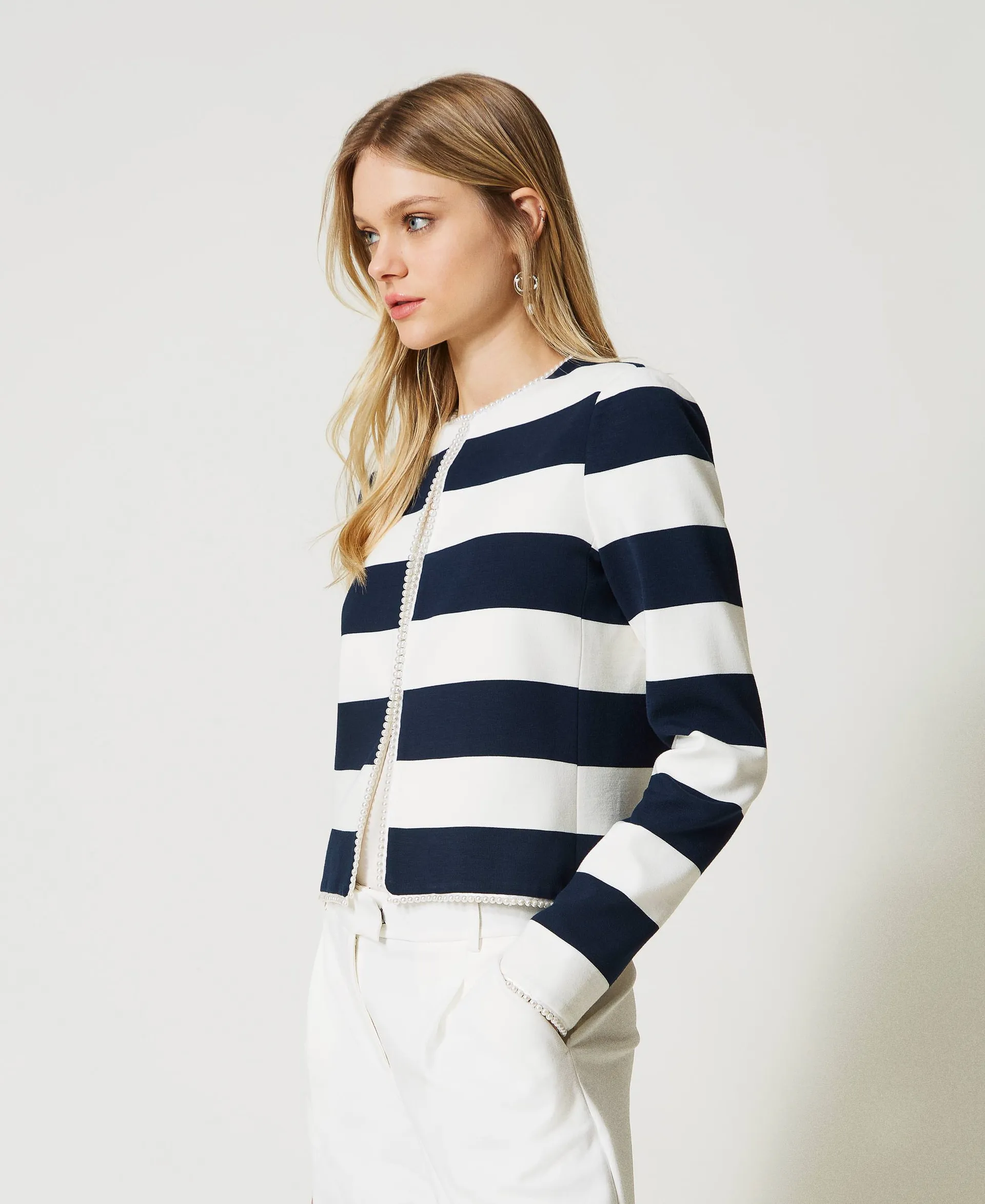 Chaqueta de rayas con cuentas