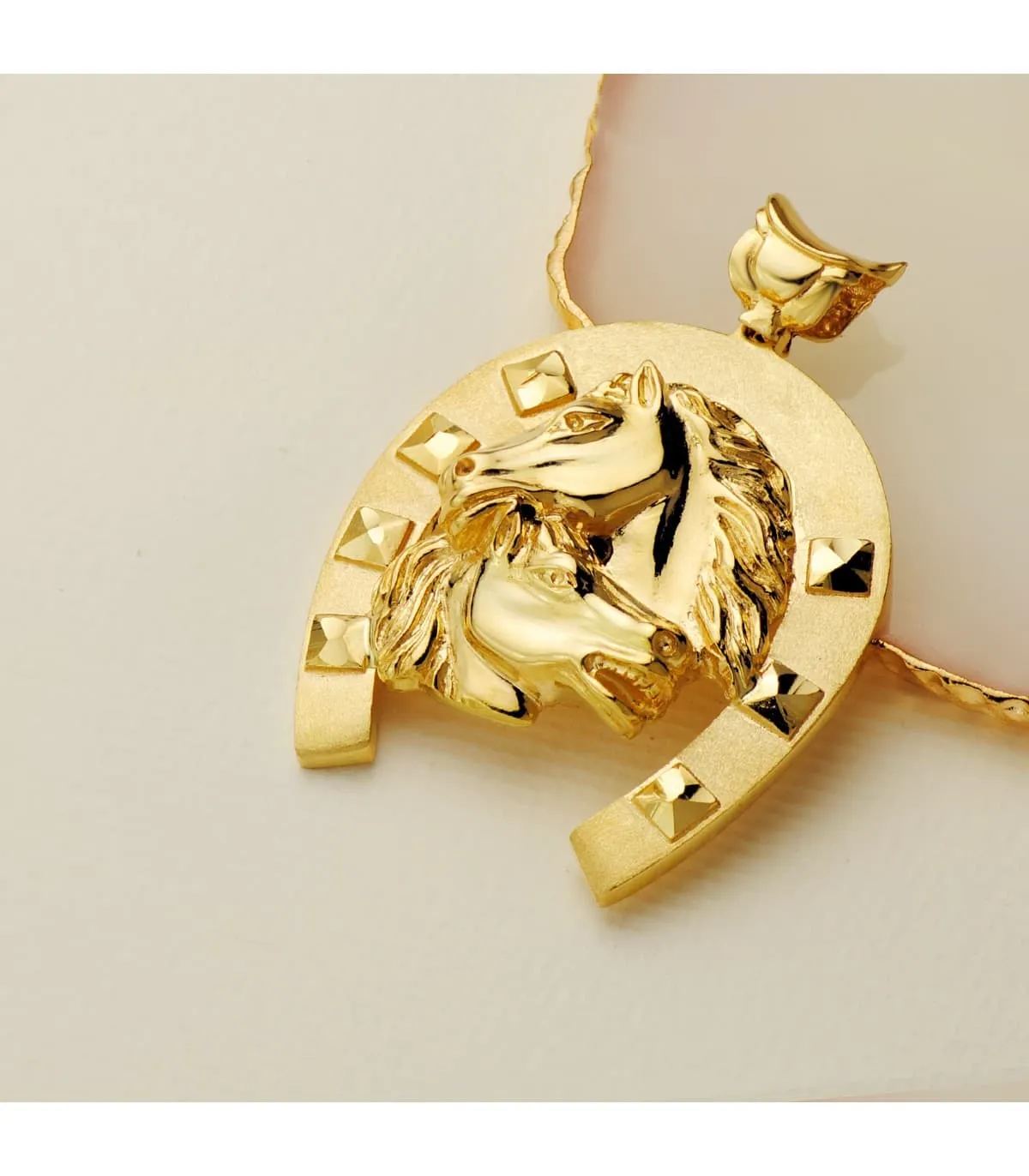 Colgante Herradura Caballos Oro 18K 50mm