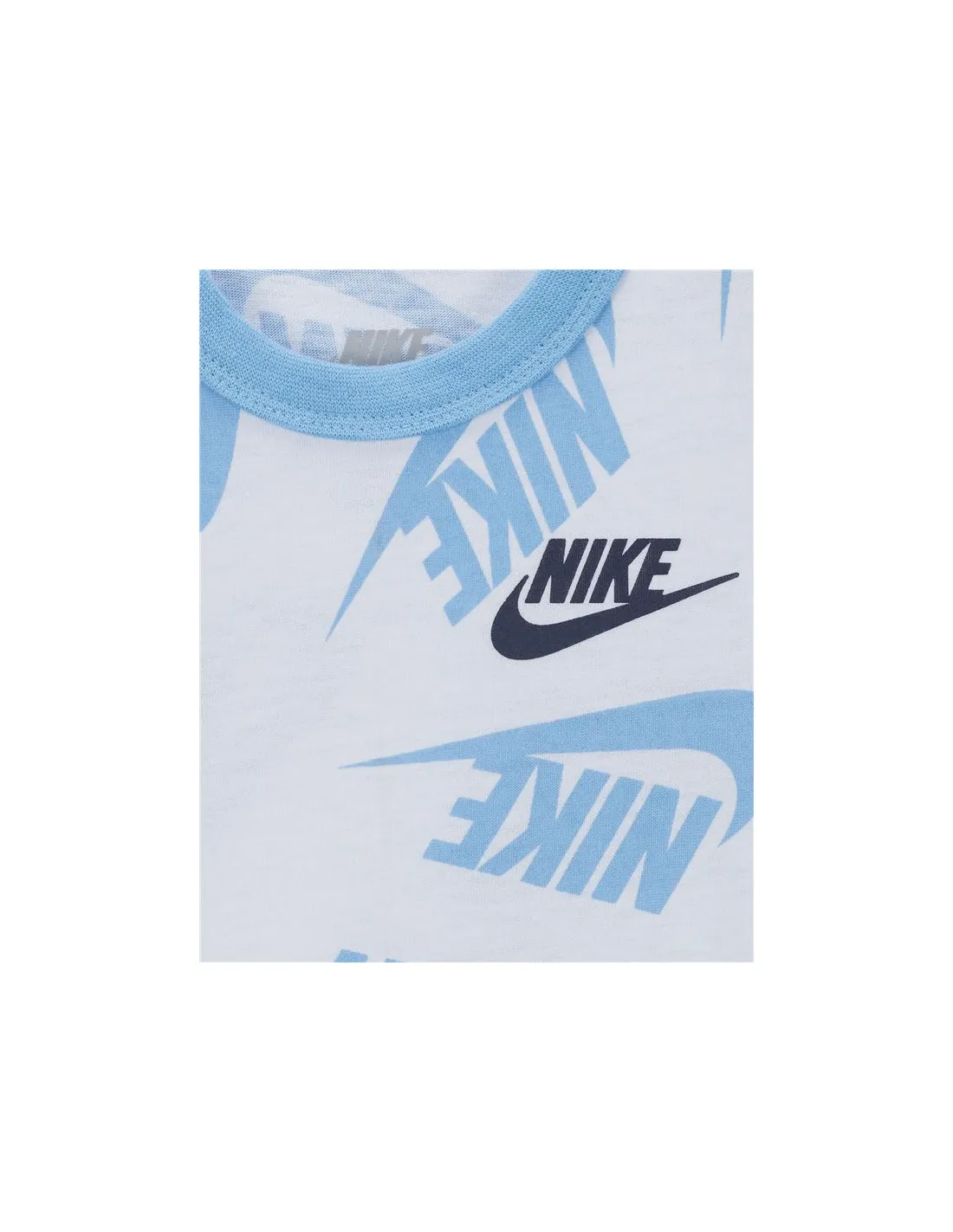 Conjunto Nike Body y Botines Futura
