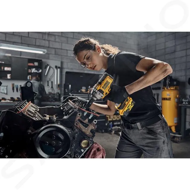 DEWALT HERRAMIENTAS  ATORNILLADOR DE IMPACTO 18V AKU 813 NM, 2X AKU 5,0 AH XR DCF892P2T