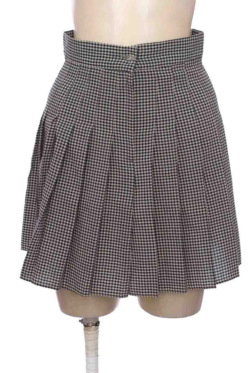 FALDA COLOR GRIS  BLANCO &AMP; NEGRO