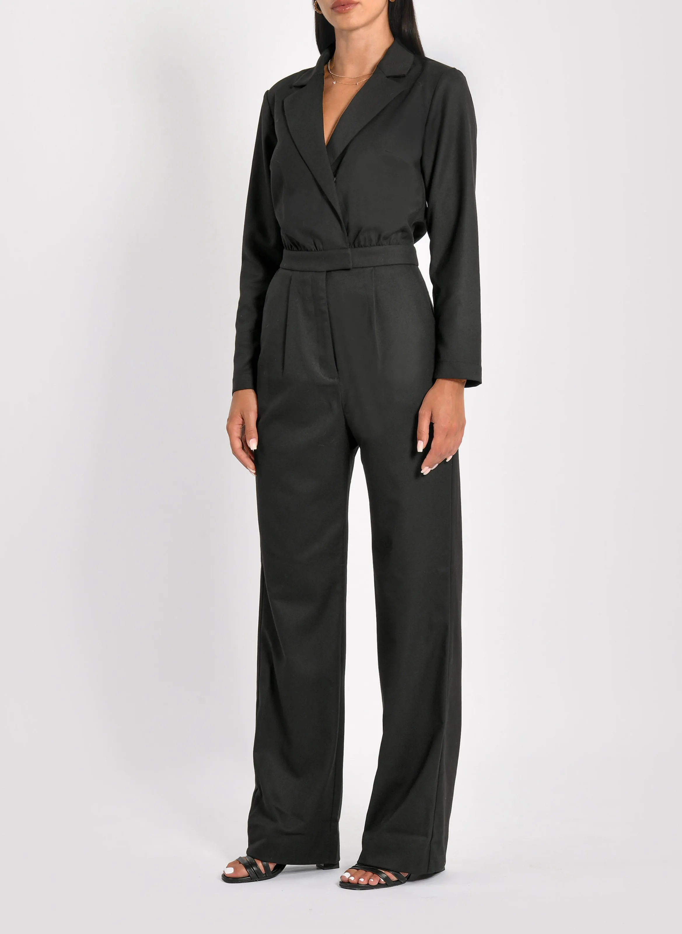 KOOKAI SHEILA  MONO CON CUELLO SASTRE EN NEGRO