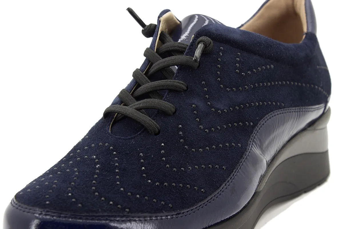 LACEUP SHOE BLUE PATENT