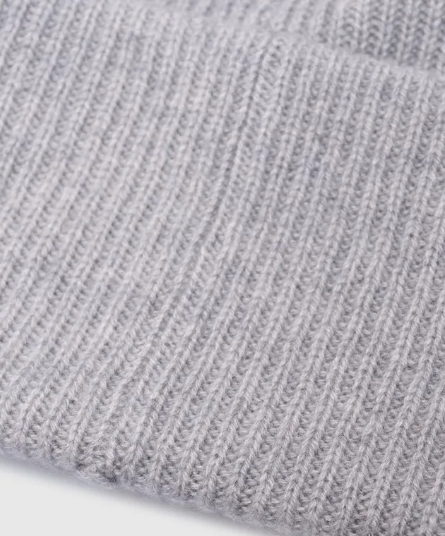 LISA YANG Gray cap in the Stockholm stripe made of cashmere