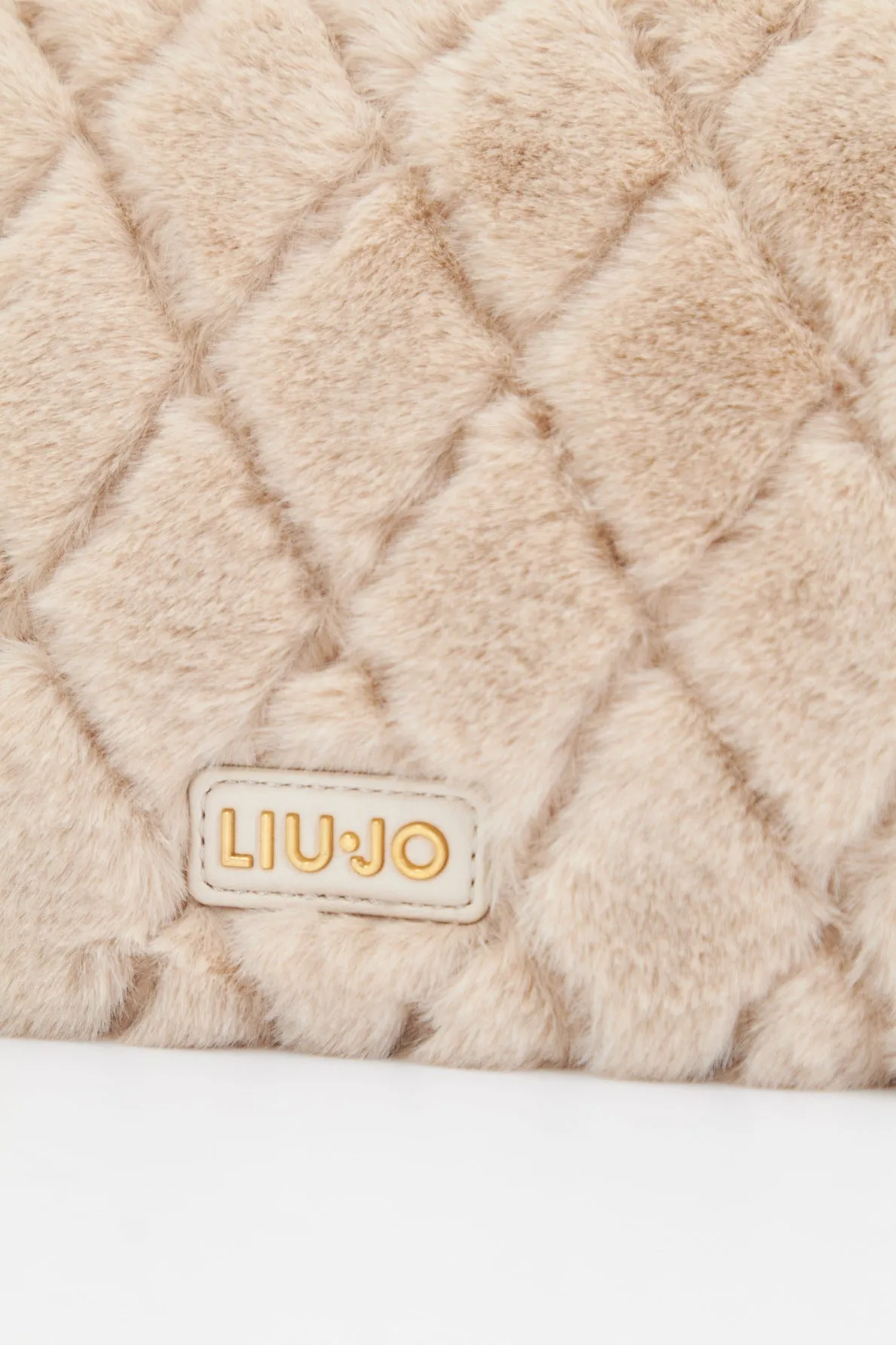 LIUJO