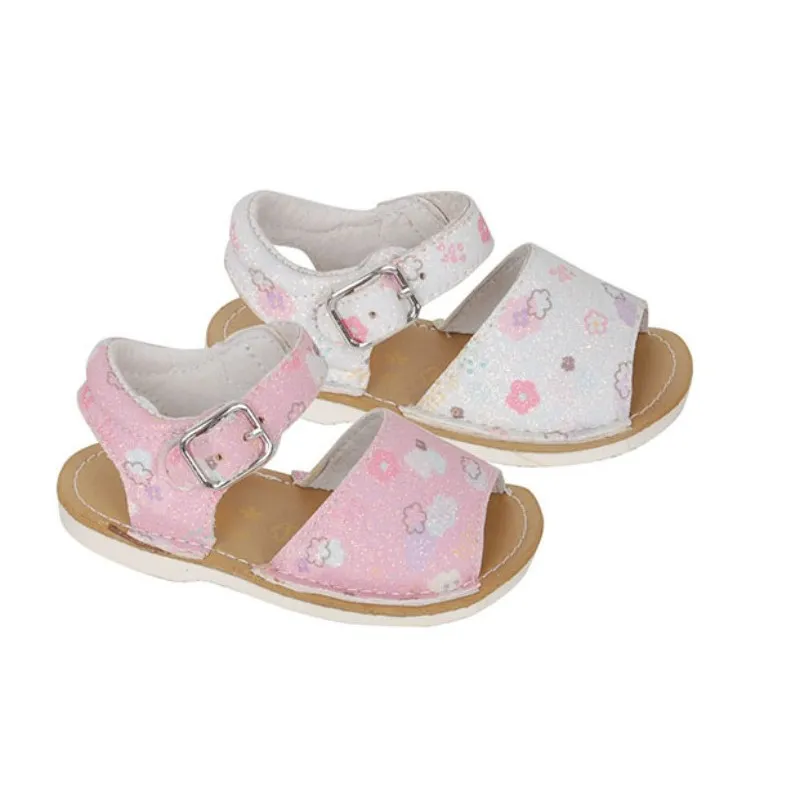 Menorquinas bebe niña modernas
