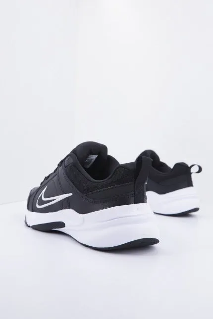 NIKE DEFYALLDAY