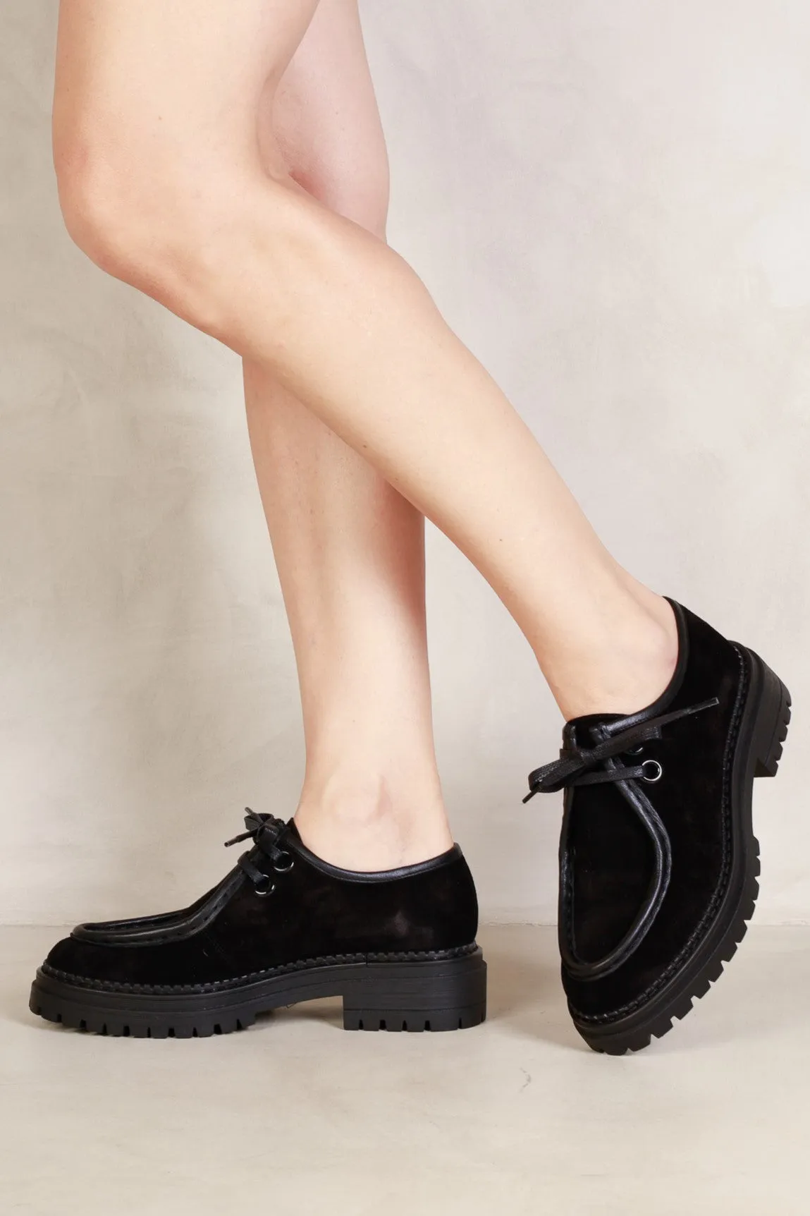 ODDA BLACK