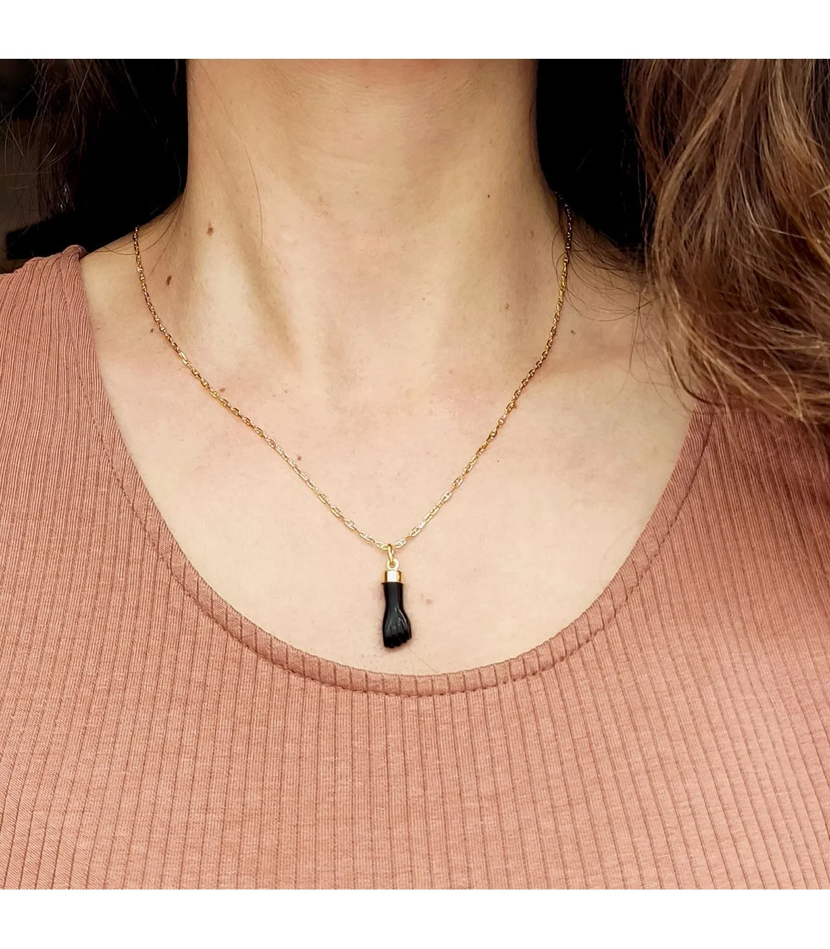 Pendentif Main Noire Or Jaune 18k