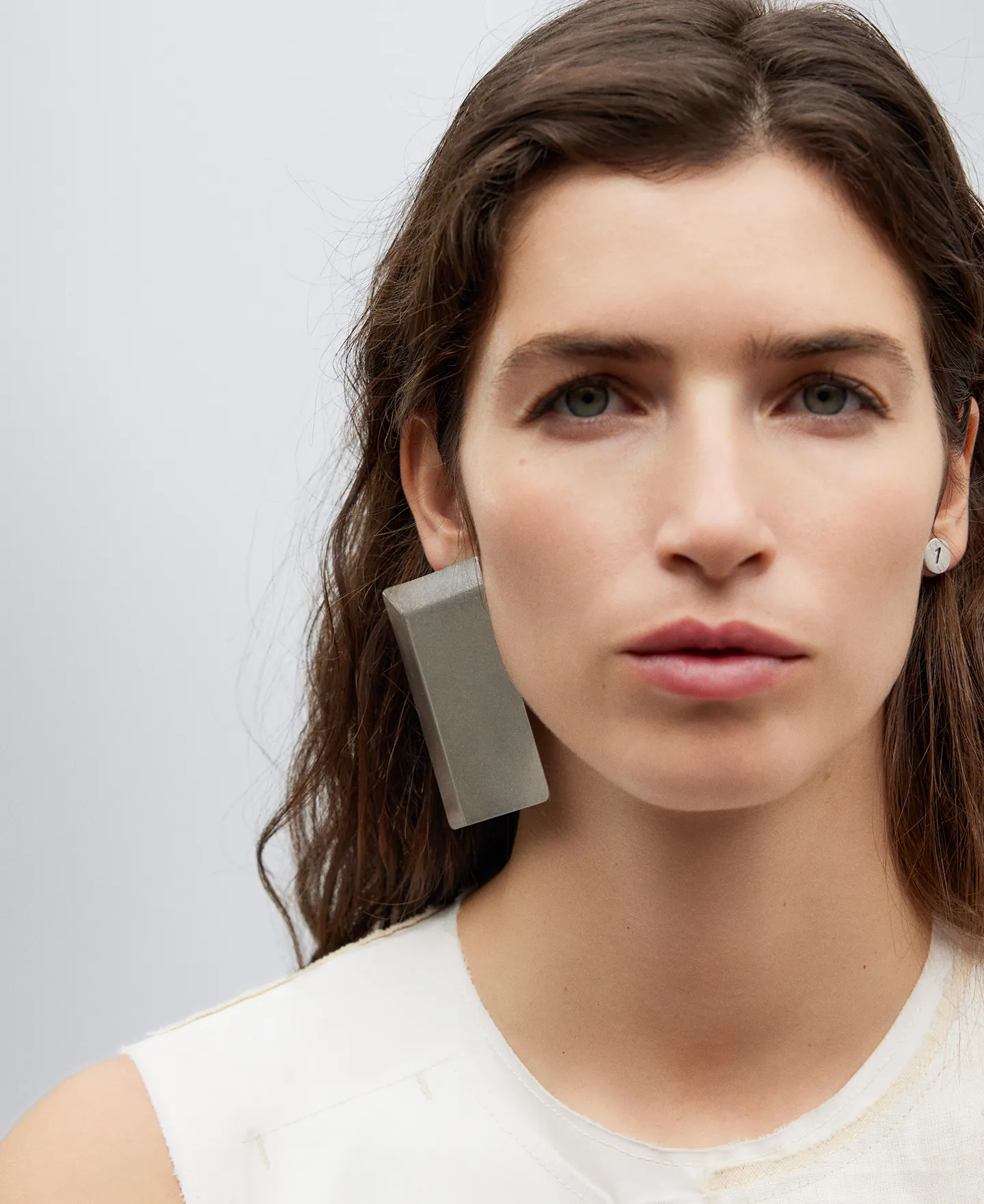 Pendientes asimétricos mujer
