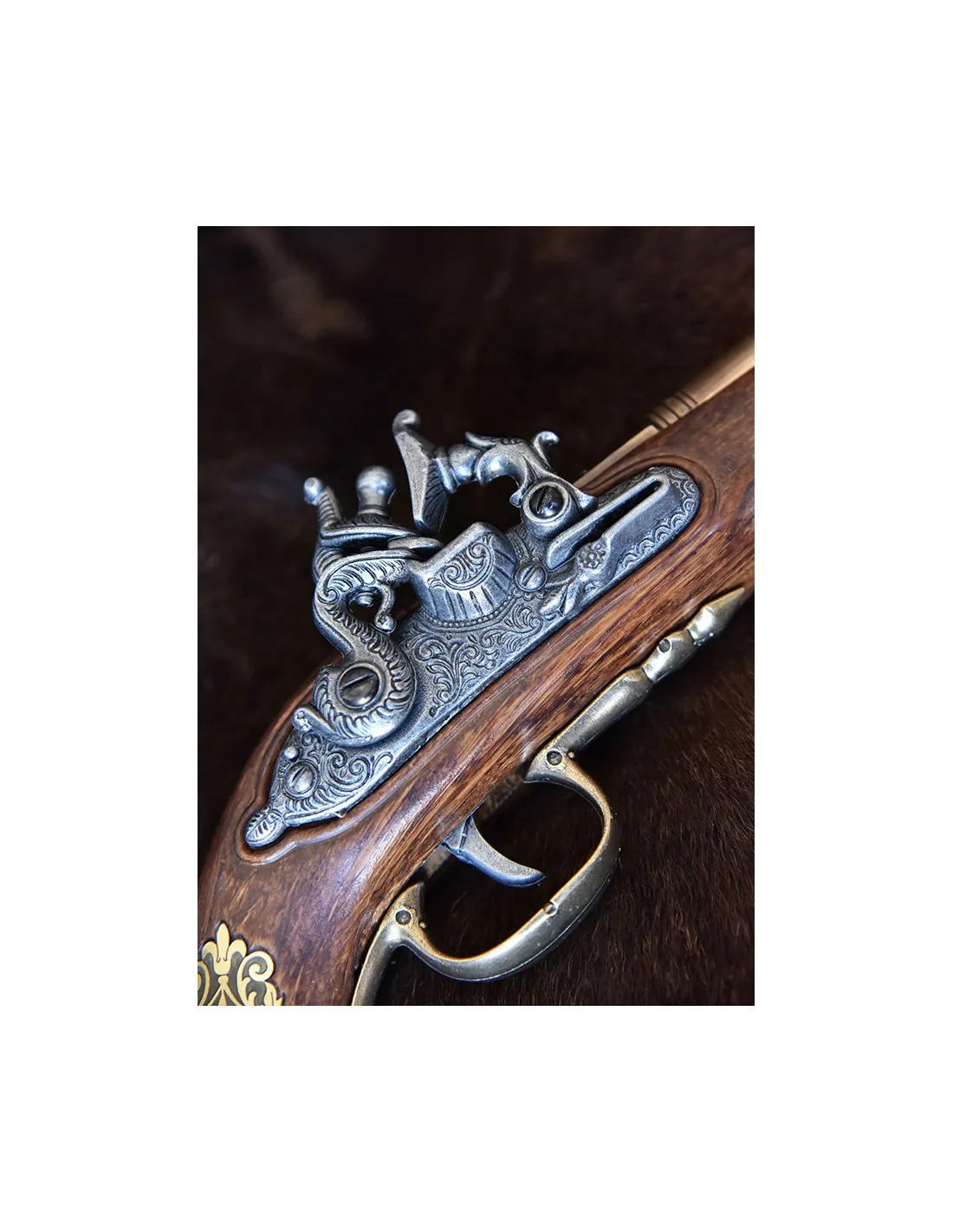 Pistola Alemana de chispa S. XVII, acabado latón
