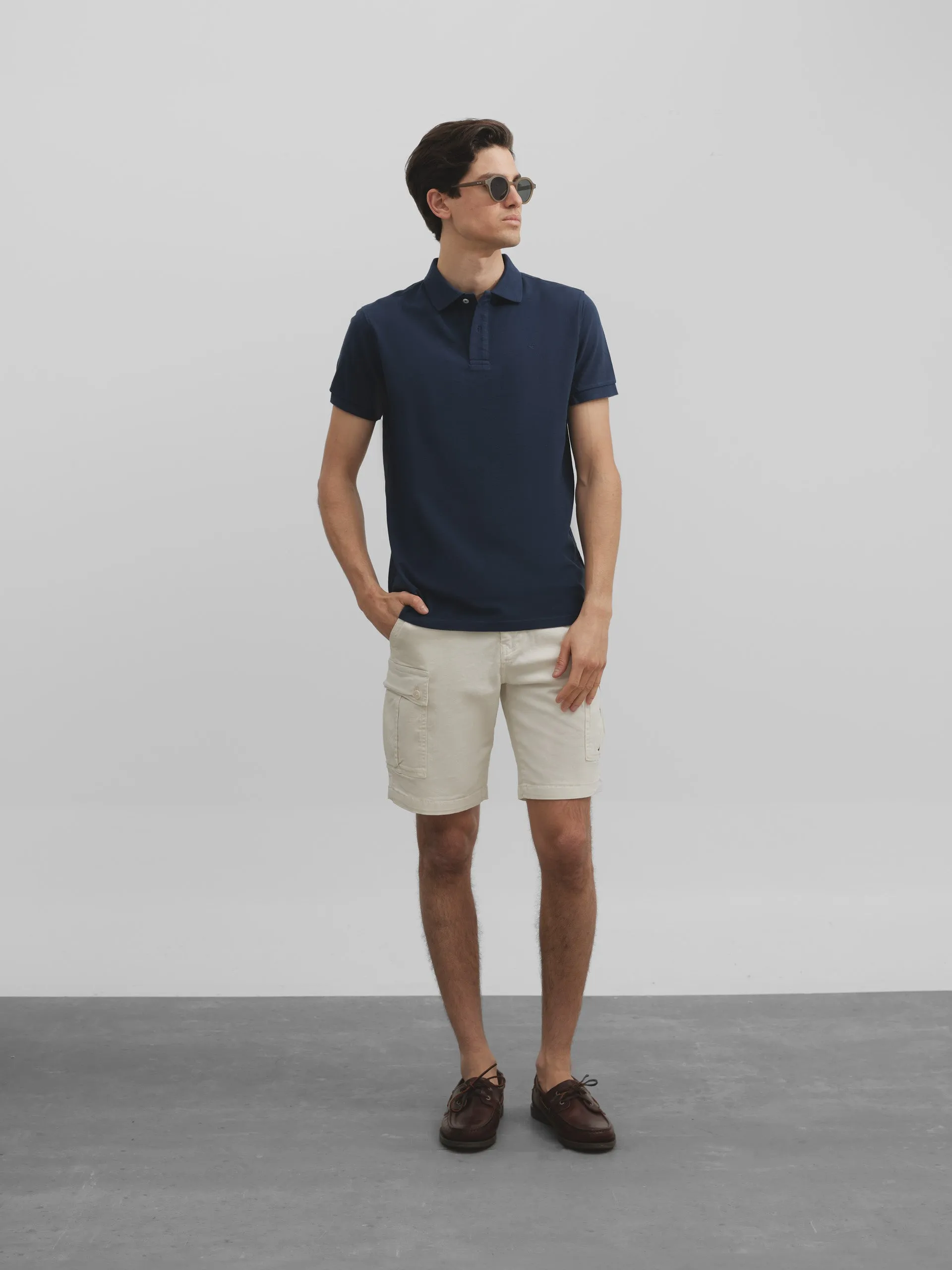 Polo clasico logo azul marino