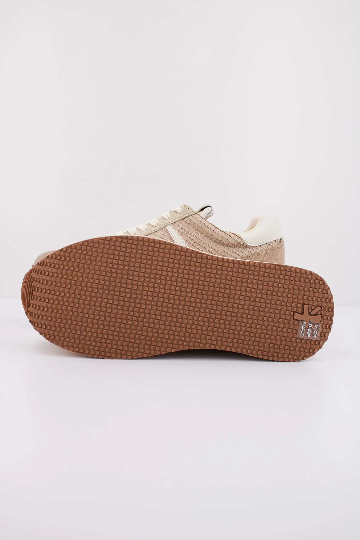 PREMIATA BETH 7039