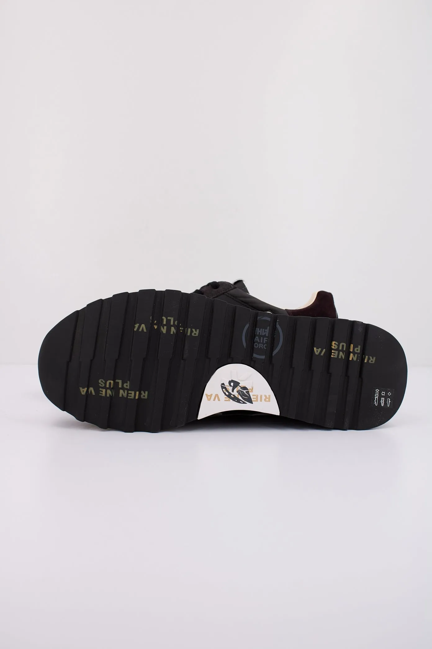 PREMIATA MICK 6872