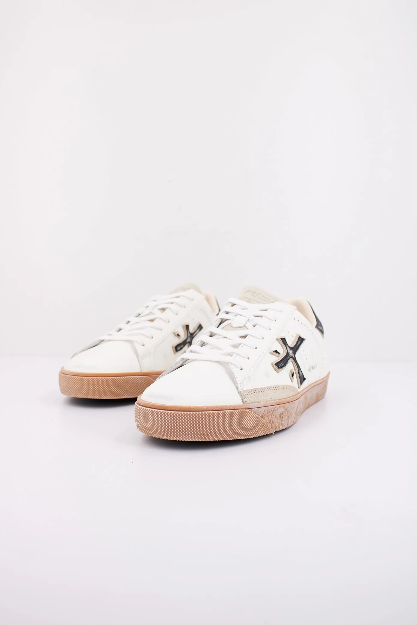 PREMIATA STEVEN
