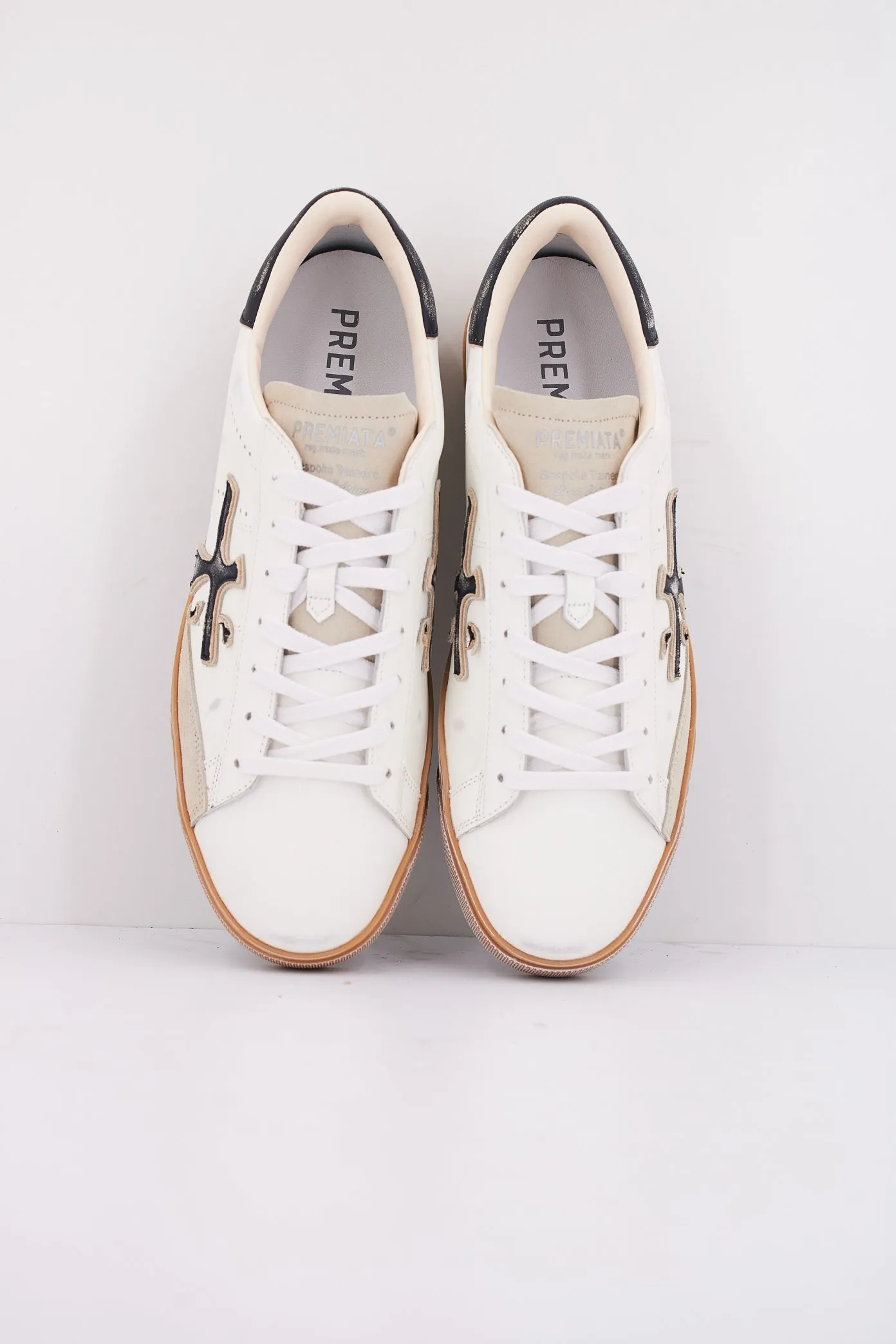 PREMIATA STEVEN
