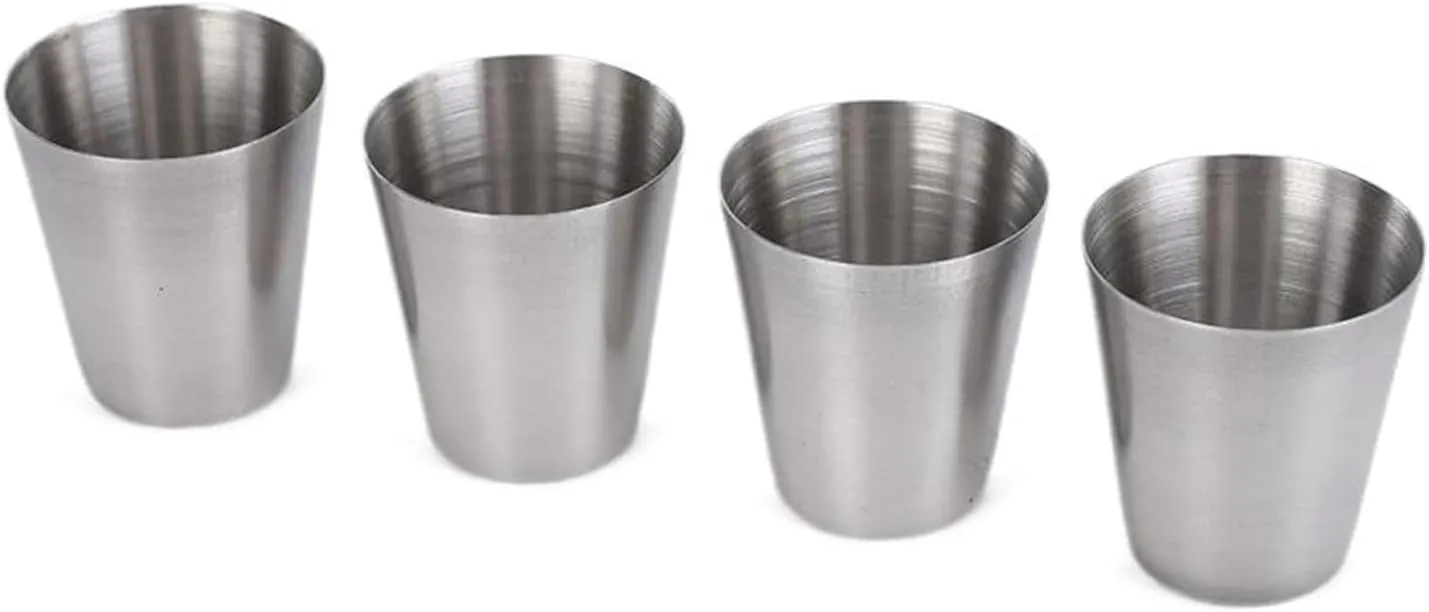 ROYJJ Paquete de 4 vasos de chupito de acero inoxidable apilables para acampar y actividades al aire libre  vasos con funda de p