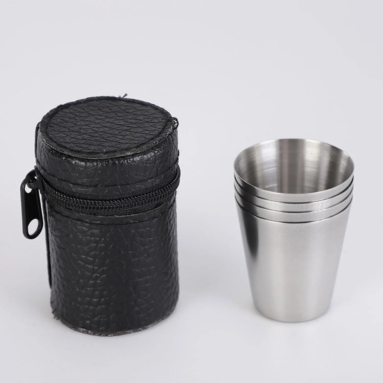 ROYJJ Paquete de 4 vasos de chupito de acero inoxidable apilables para acampar y actividades al aire libre  vasos con funda de p