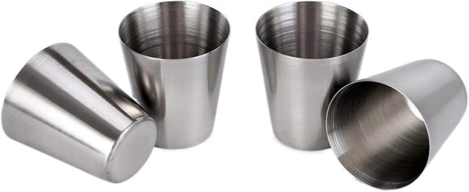 ROYJJ Paquete de 4 vasos de chupito de acero inoxidable apilables para acampar y actividades al aire libre  vasos con funda de p