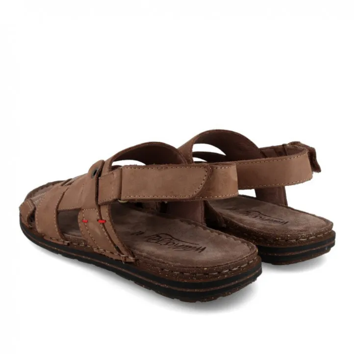 SANDALIAS MARRONES WALK AND FLY LA RAMBLA 680 28201 WALK AND FLY