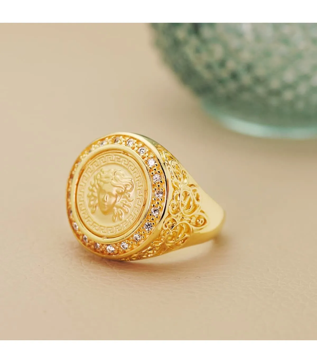 Sello Medalla Medusa Oro Amarillo 18K