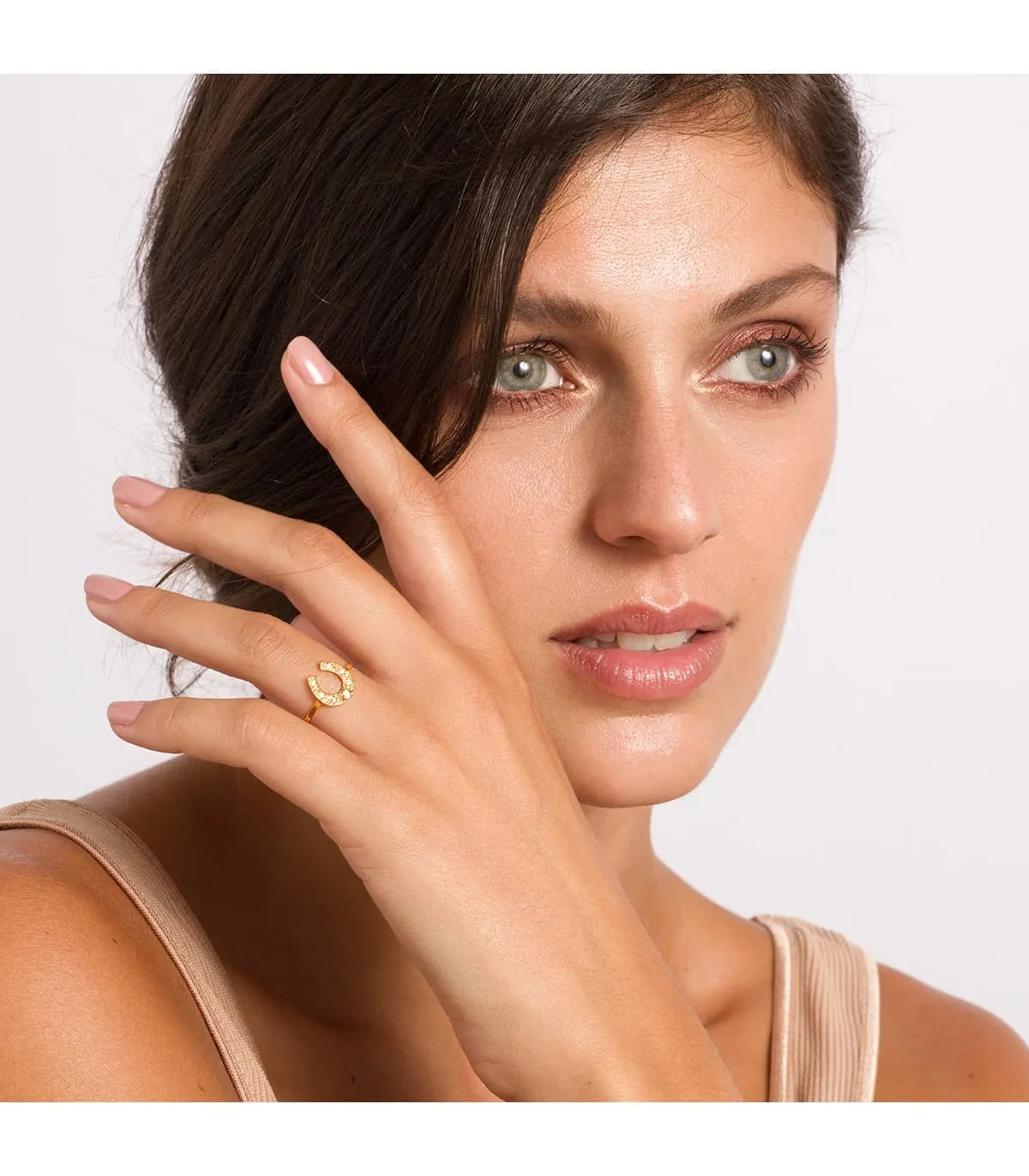 Sortija mujer oro amarillo 18K Herradura
