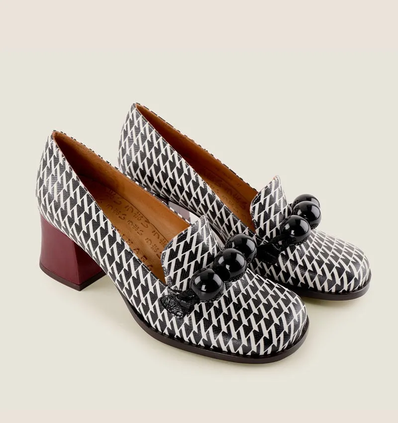 TAMARU BLACK & WHITE