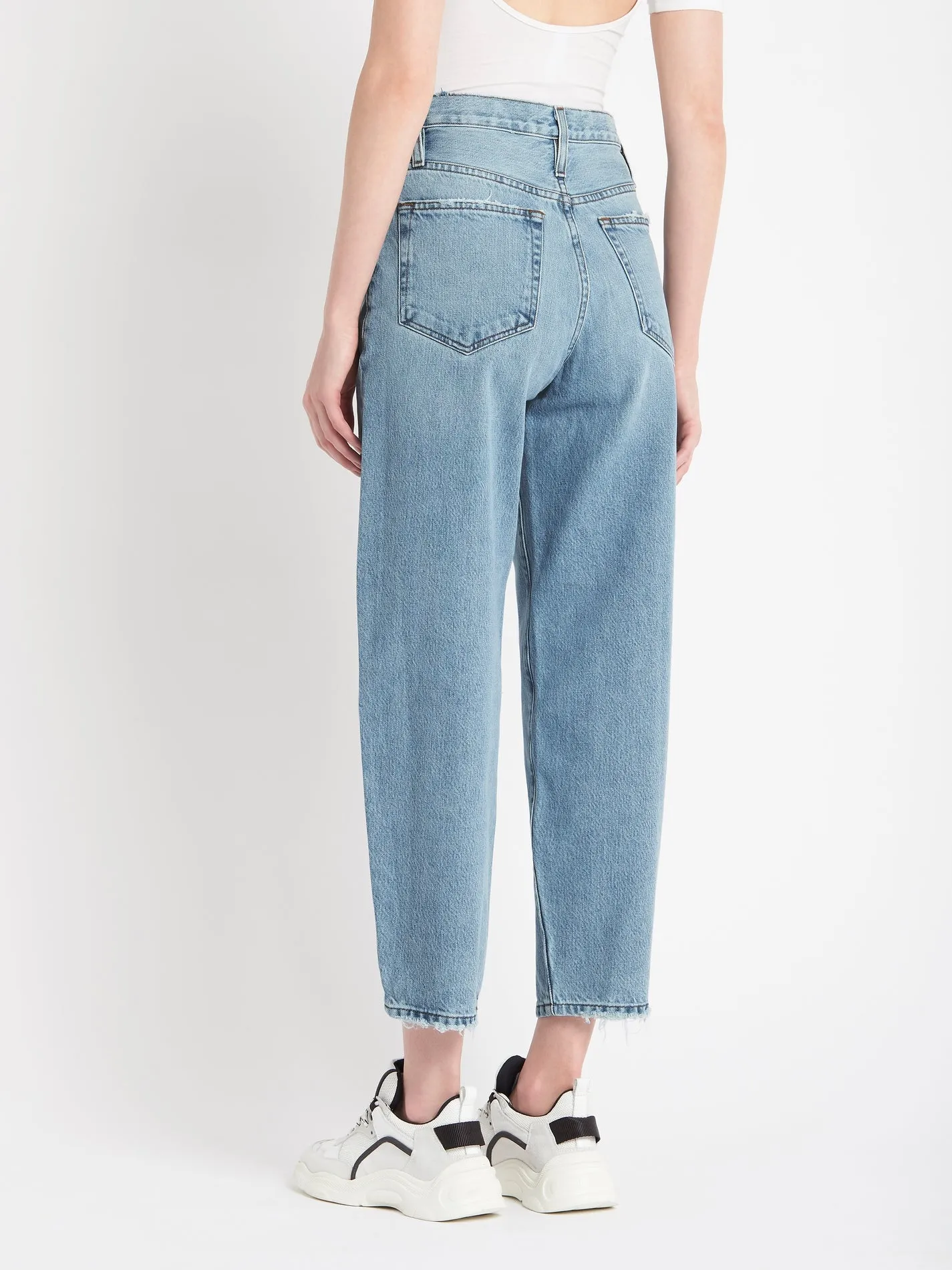 Ultra High Barrel Leg Jean