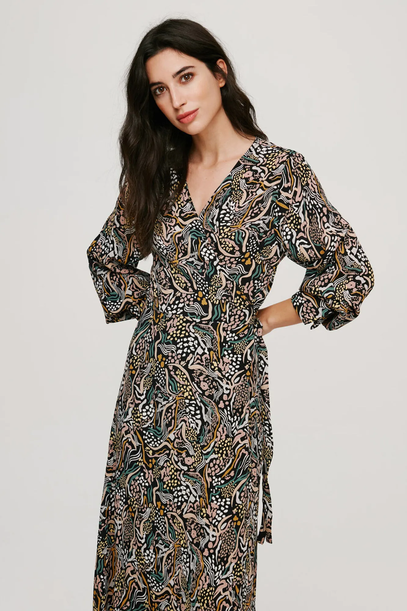 Vila Vestido estampado escote pico