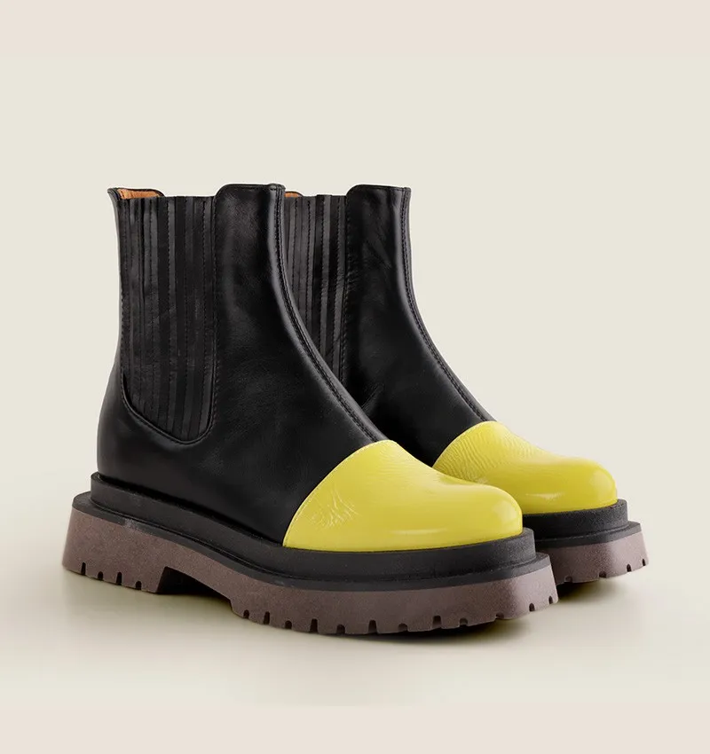 ZACHI BLACK