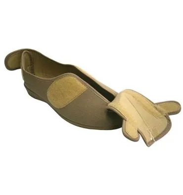 Zapatilla mujer pies muy anchos con velcro en talón y en el empeine Doctor Cutillas en tostado