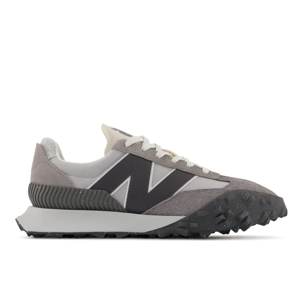 ZAPATILLAS URBANAS HOMBRE NEW BALANCE XC72 GRIS